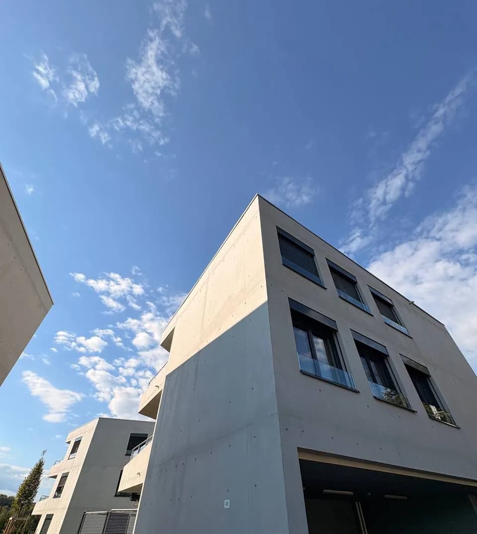 Belfaux, garde-corps en façade